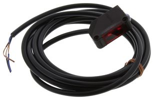OMRON INDUSTRIAL AUTOMATION E3Z-R81 Photoelectric Sensor, E3Z Series, Retroreflective, 4 m, PNP, Pre-Wired, 12 Vdc to 24Vdc