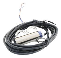 TELEMECANIQUE SENSORS XS2M18KP340 Inductive Proximity Sensor, OsiSense XS Series, 8 mm, NPN / PNP, M18, 12 to 24 V, Pre-wired