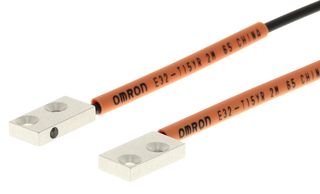 OMRON INDUSTRIAL AUTOMATION E32-T15YR 2M Fiber Optic Sensor Head, Through-Beam, Square, Side View, 1120mm, 2 m Cable