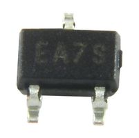 MICROCHIP MCP112T-270E/LB Voltage Detector, 1V-5.5V supply, 2.63V Threshold, 100 µs Delay, Active-Low, Push-Pull, SC-70-3