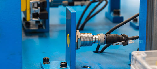 A comprehensive Guide to Proximity Sensors for Industrial Applications